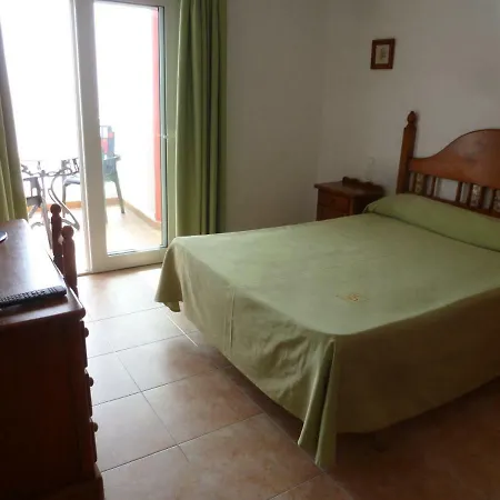 Cortes Guest house