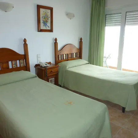 Pensión Cortés Garrucha